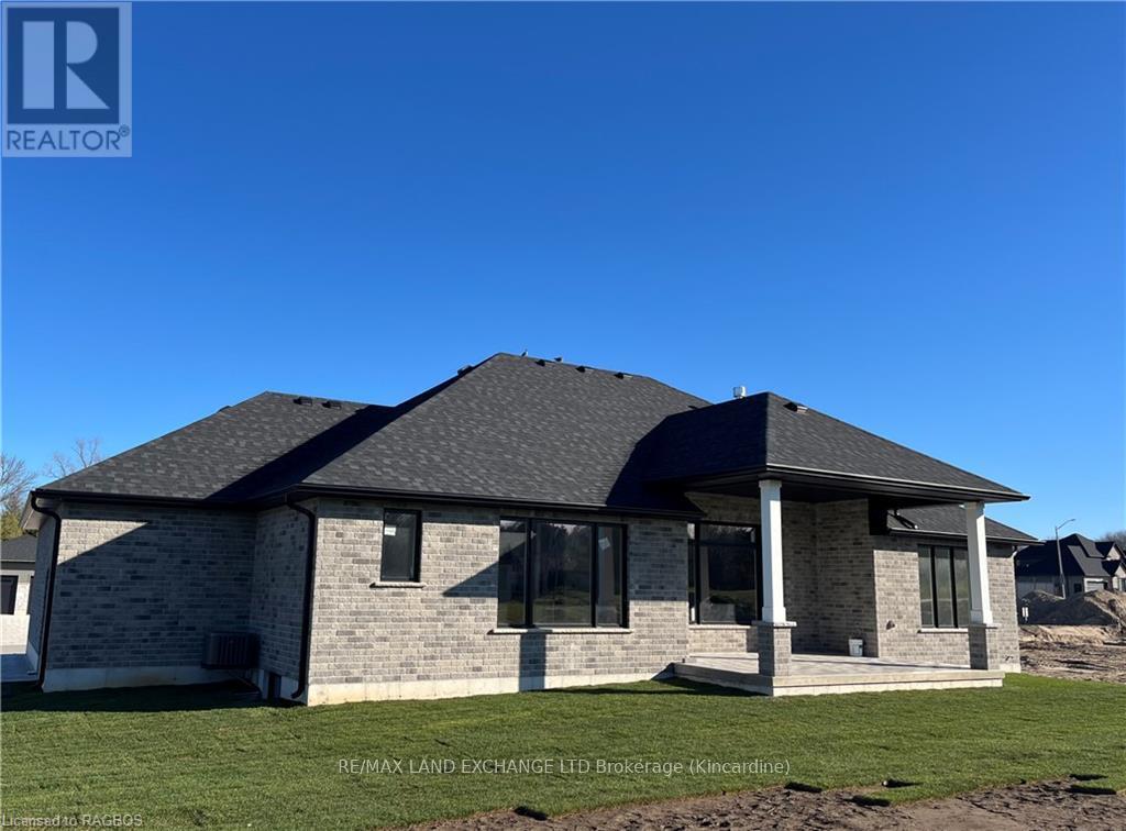 924 Bogdanovic Way, Kincardine, Ontario  N2Z 0H3 - Photo 3 - X10846968