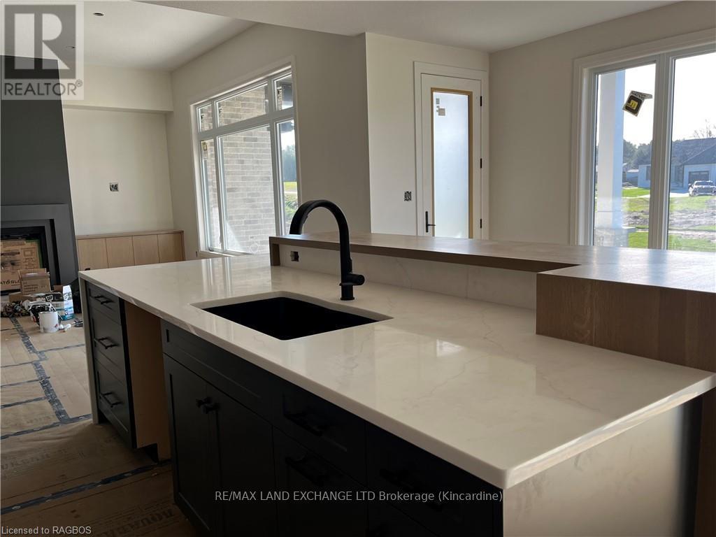 924 Bogdanovic Way, Kincardine, Ontario  N2Z 0H3 - Photo 4 - X10846968