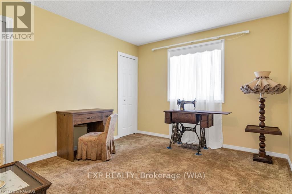 619 Centennial Crescent, South Bruce Peninsula, Ontario  N0H 2T0 - Photo 18 - X10846988