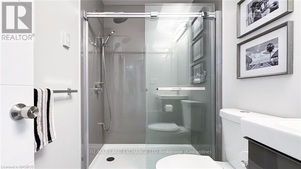 222 Penetangore Row, Kincardine, Ontario  N2Z 2P6 - Photo 21 - X10847092