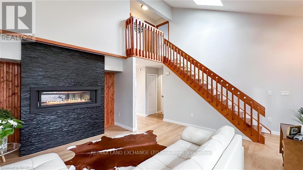 222 Penetangore Row, Kincardine, Ontario  N2Z 2P6 - Photo 6 - X10847092