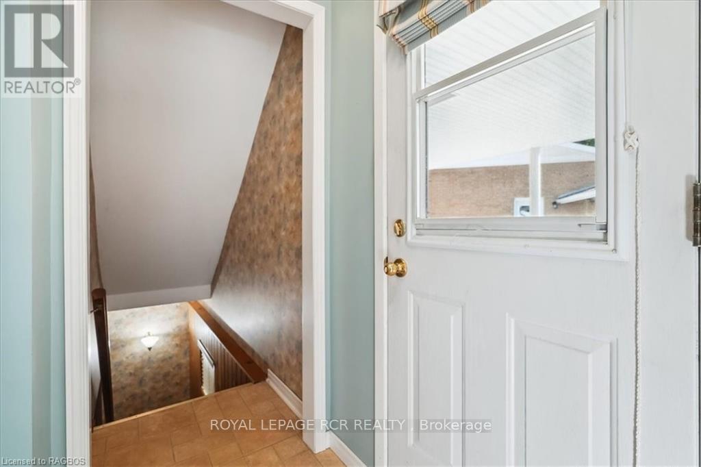 527 5th Street E, Owen Sound, Ontario  N4K 1E2 - Photo 30 - X10847423