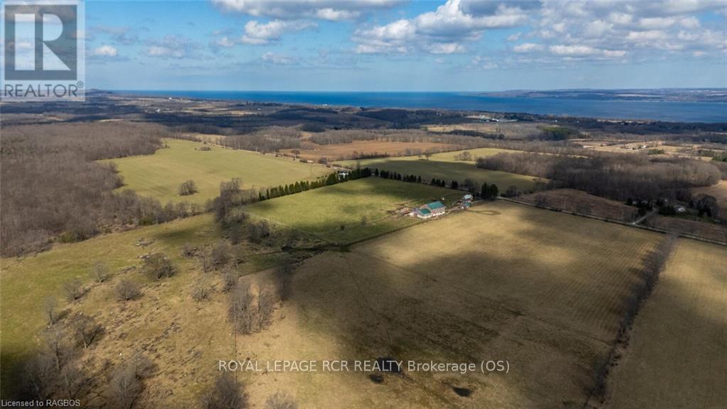 258934 Gordon Sutherland Parkway, Georgian Bluffs, Ontario  N4K 5N4 - Photo 20 - X10847660