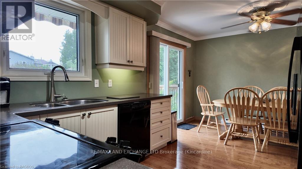 1097 Williamsburg Street, Kincardine, Ontario  N2Z 2G3 - Photo 9 - X10847983