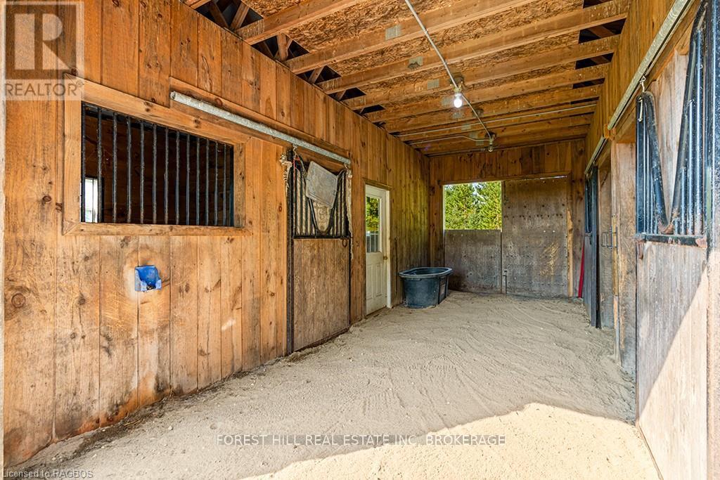 503047 Grey Road 12, West Grey, Ontario  N0G 1R0 - Photo 27 - X10848126