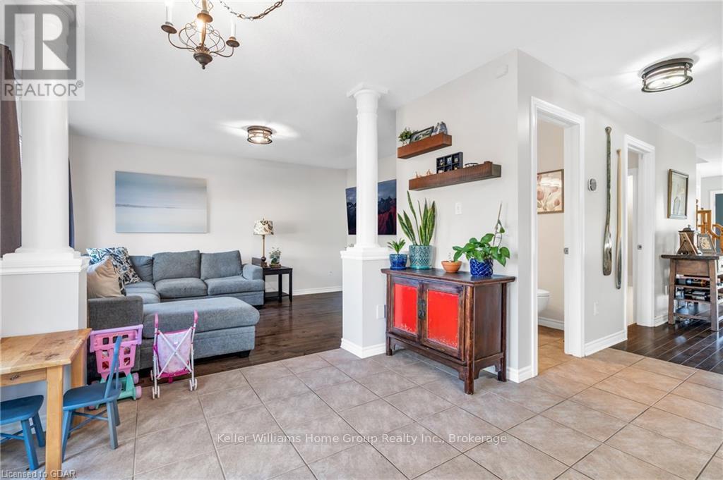 40 Pettitt Drive, Guelph (Grange Hill East), Ontario  N1E 0A7 - Photo 13 - X10876290