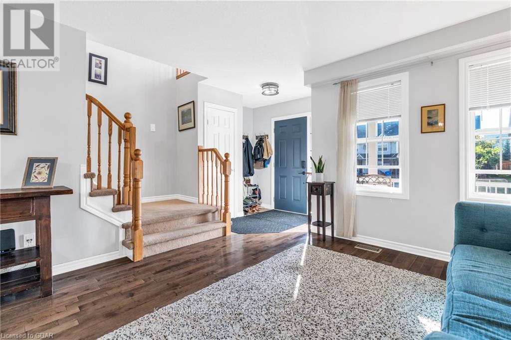 40 Pettitt Drive, Guelph (Grange Hill East), Ontario  N1E 0A7 - Photo 5 - X10876290