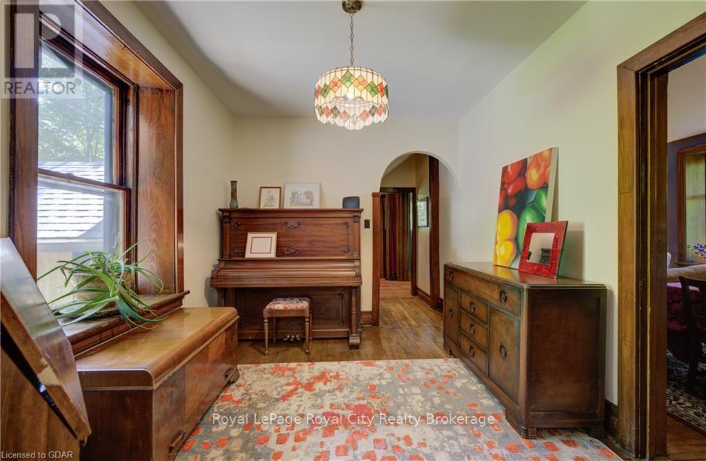 513 St Andrew Street W, Centre Wellington (Fergus), Ontario  N1M 1P4 - Photo 11 - X10876754