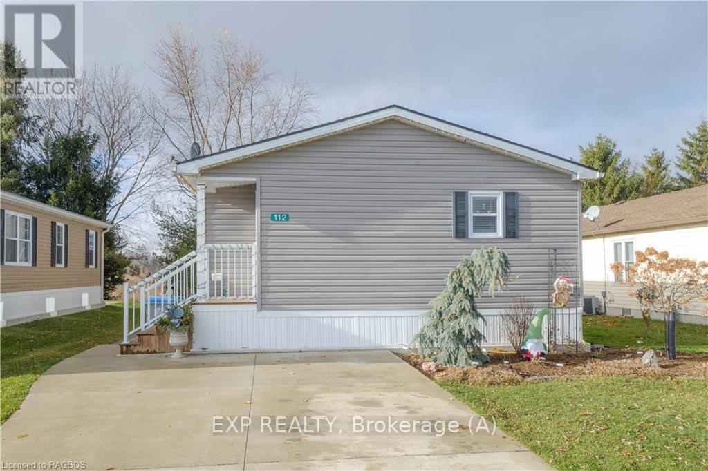 112 Meadowview Lane, North Perth, Ontario  N4W 3G8 - Photo 2 - X11822823