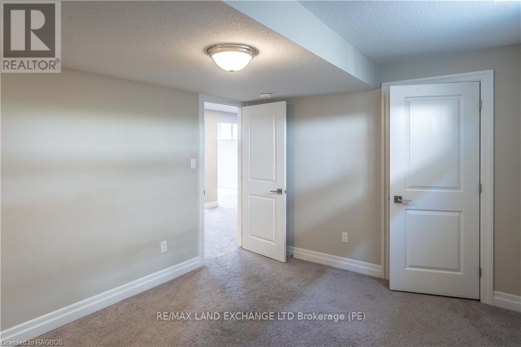 403 Normanton Street, Saugeen Shores, Ontario  N0H 2C2 - Photo 26 - X11822867