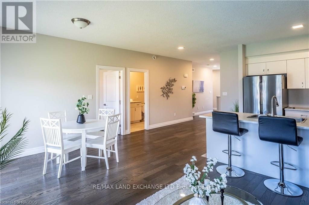 403 Normanton Street, Saugeen Shores, Ontario  N0H 2C2 - Photo 5 - X11822867