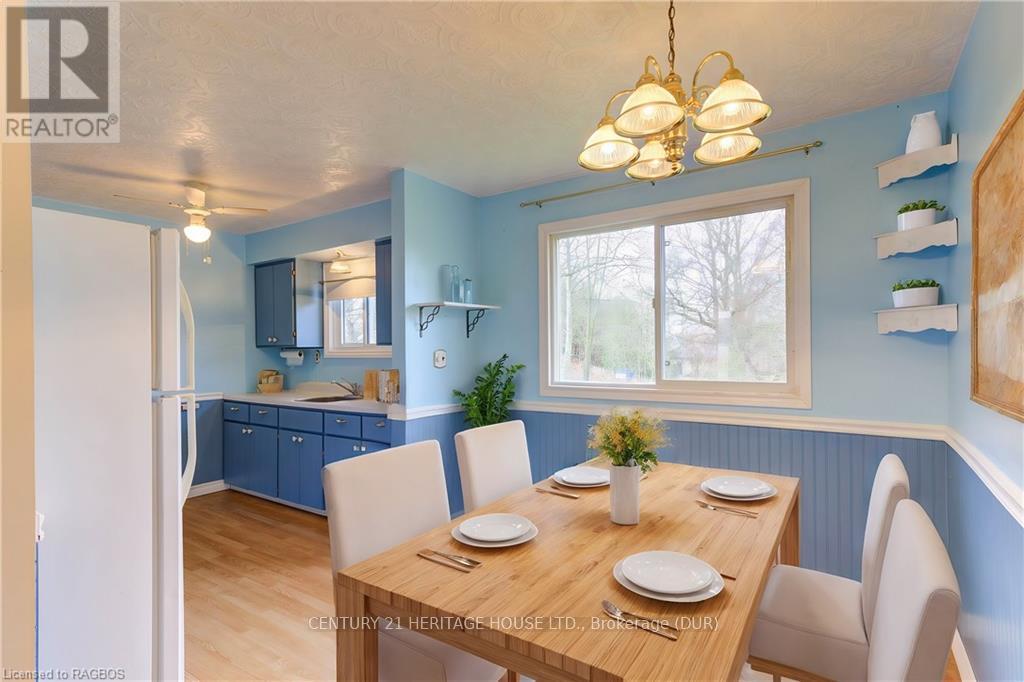 250 Queen St N, West Grey, Ontario  N0G 1R0 - Photo 12 - X11822913