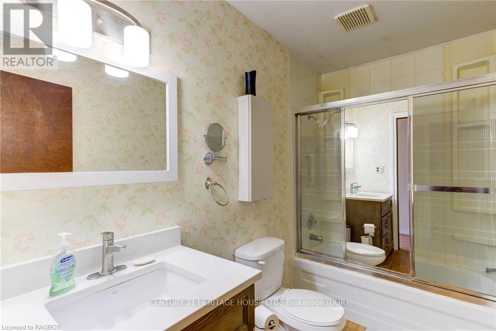 250 Queen St N, West Grey, Ontario  N0G 1R0 - Photo 23 - X11822913