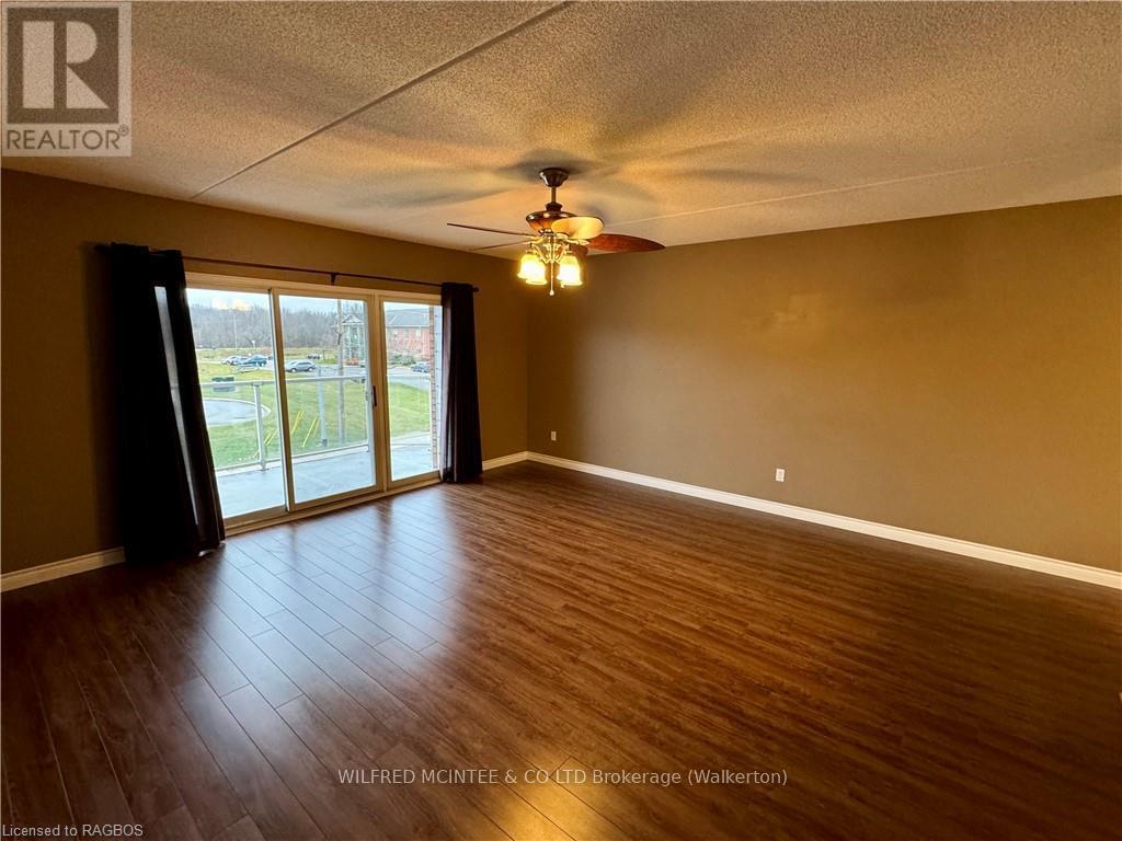 304 - 203 Mcnabb Street, Brockton, Ontario  N0G 2V0 - Photo 3 - X11822984
