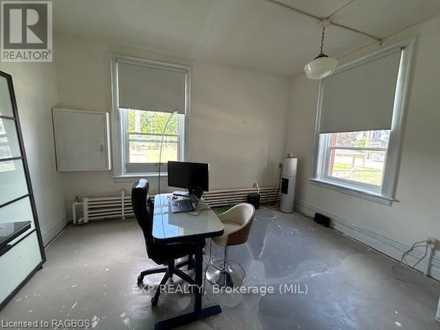 215 Jane Street, Brockton, Ontario  N0G 2V0 - Photo 12 - X11823047