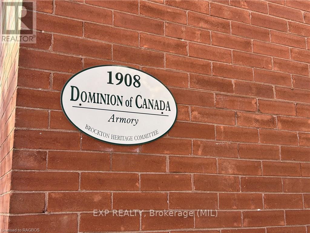 215 Jane Street, Brockton, Ontario  N0G 2V0 - Photo 4 - X11823047