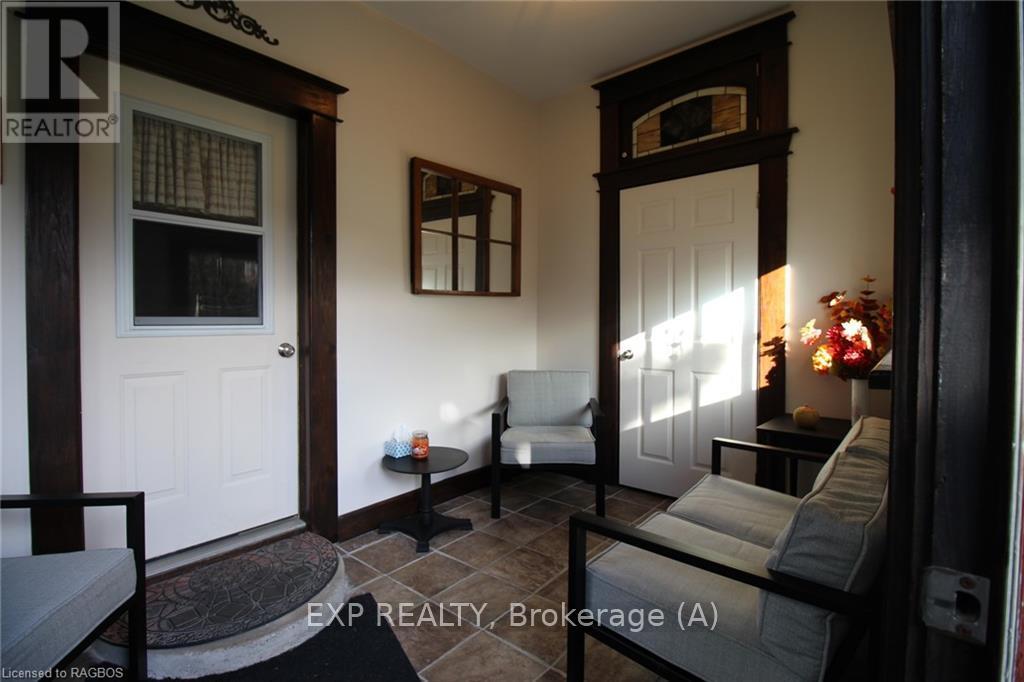 158 Kinross Street, Grey Highlands, Ontario  N0C 1K0 - Photo 12 - X11823150