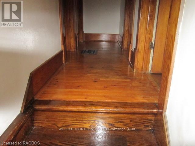 358 Lambton St W, West Grey, Ontario  N0G 1R0 - Photo 15 - X11879918