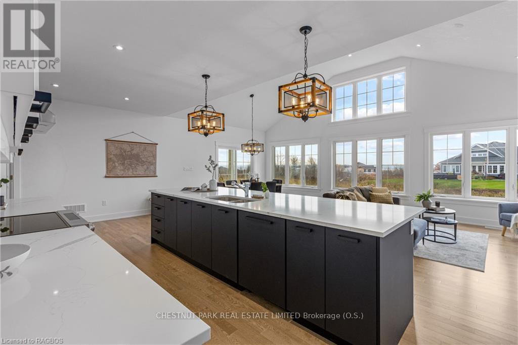 107 Laurens Lane, Georgian Bluffs, Ontario  N0H 1S0 - Photo 11 - X11879933