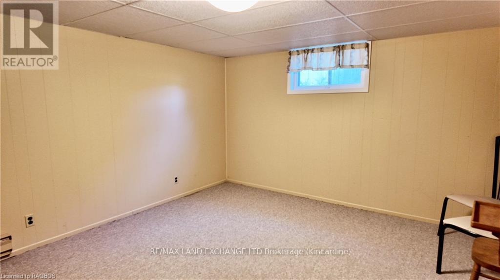 730 Campbell Avenue, Kincardine, Ontario  N2Z 1V9 - Photo 24 - X11879934