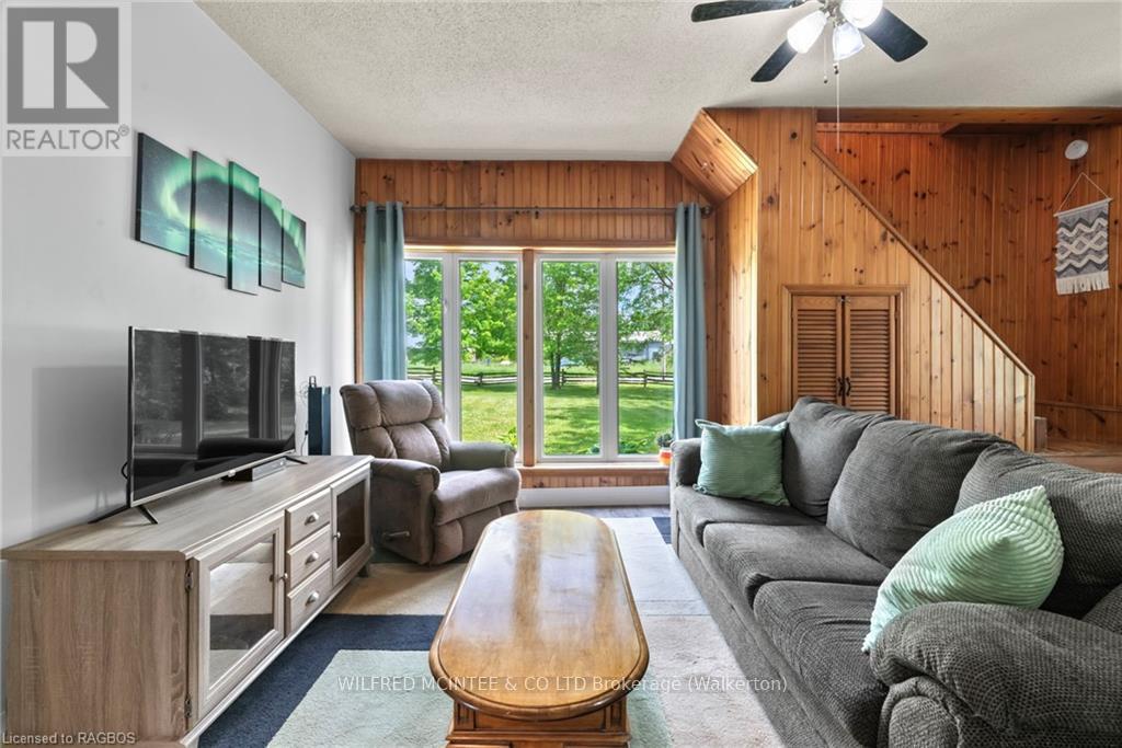 315186 Highway 6, West Grey, Ontario  N0G 1R0 - Photo 14 - X11880022