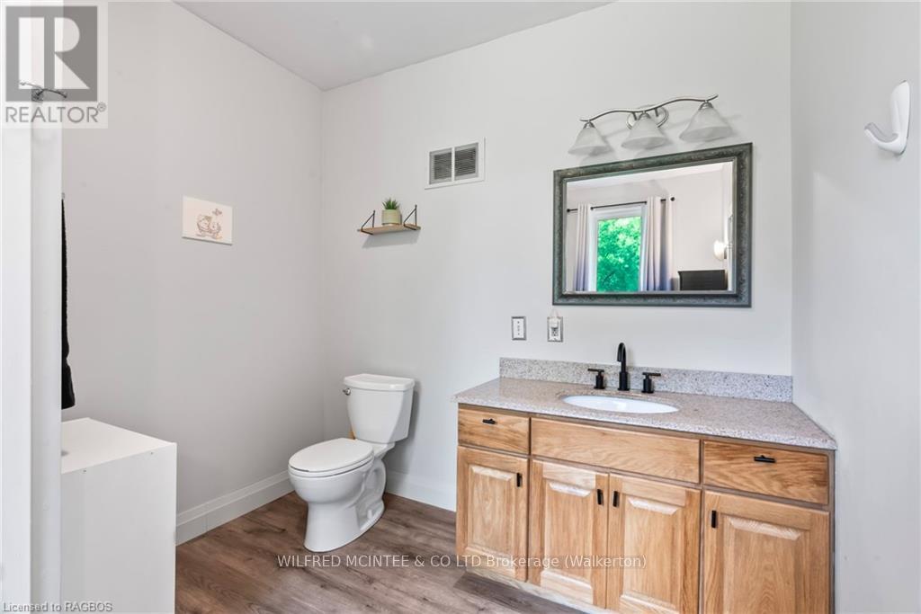 315186 Highway 6, West Grey, Ontario  N0G 1R0 - Photo 20 - X11880022