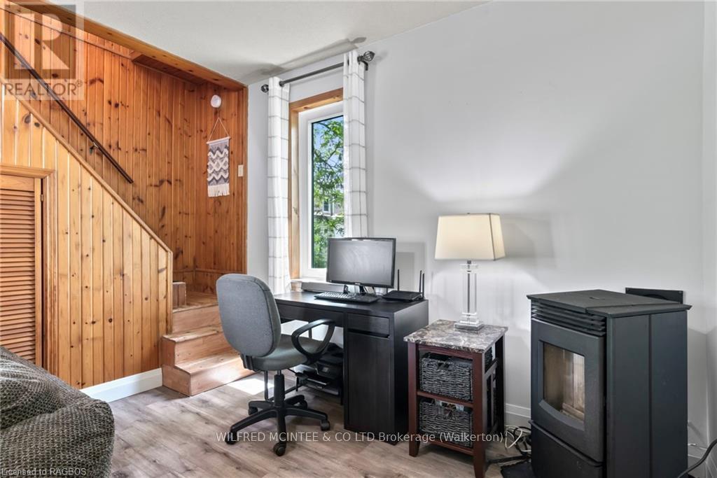 315186 Highway 6, West Grey, Ontario  N0G 1R0 - Photo 22 - X11880022