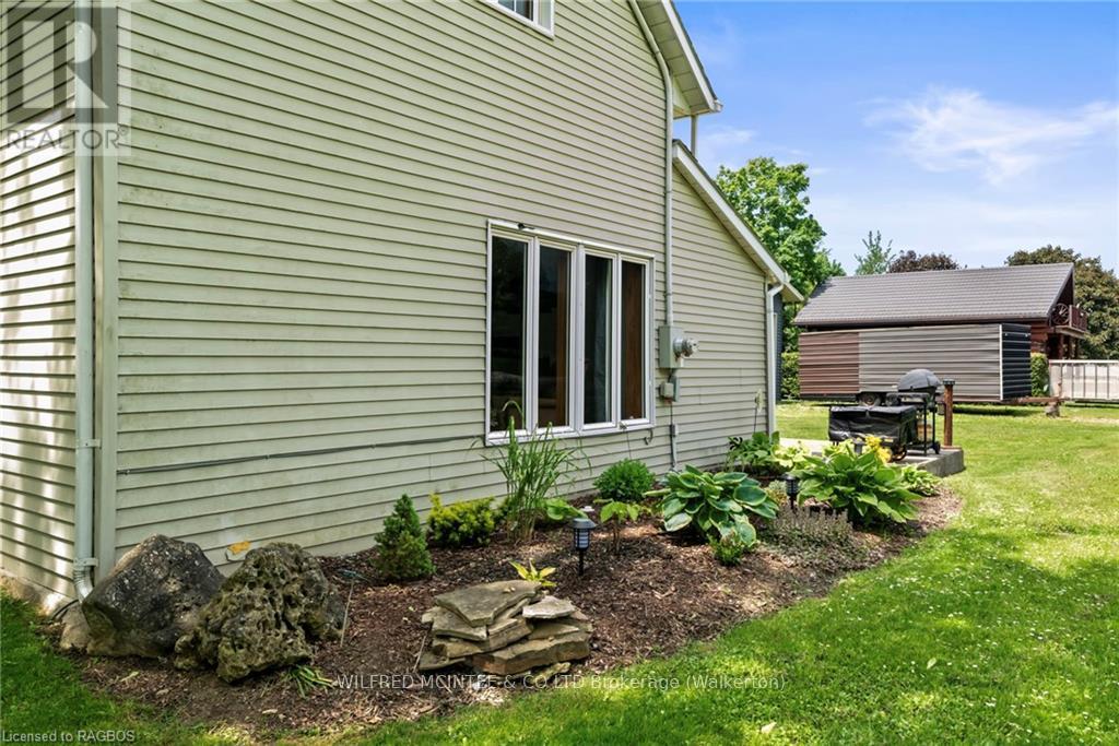 315186 Highway 6, West Grey, Ontario  N0G 1R0 - Photo 28 - X11880022