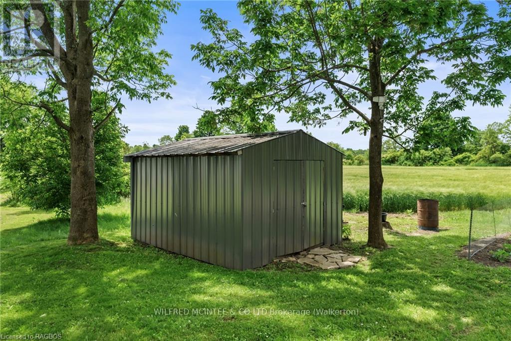 315186 Highway 6, West Grey, Ontario  N0G 1R0 - Photo 30 - X11880022