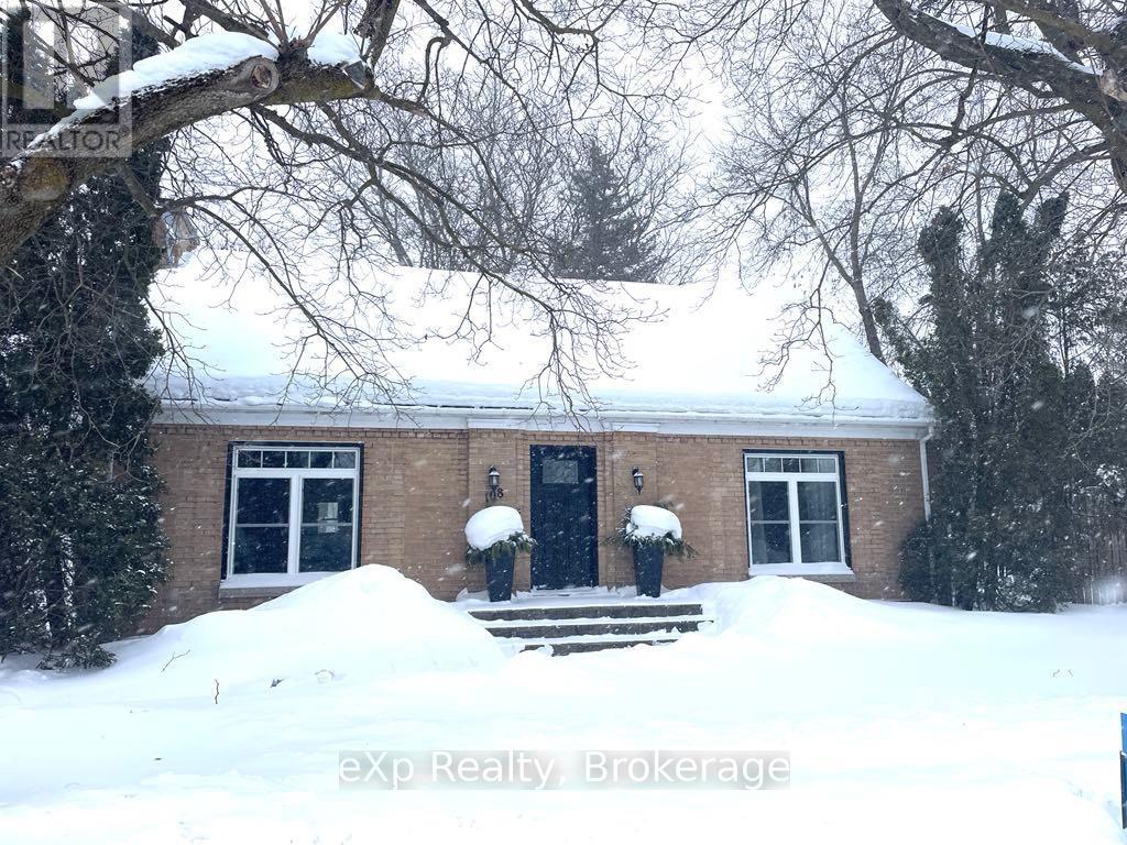 108 HINKS STREET, Brockton, Ontario