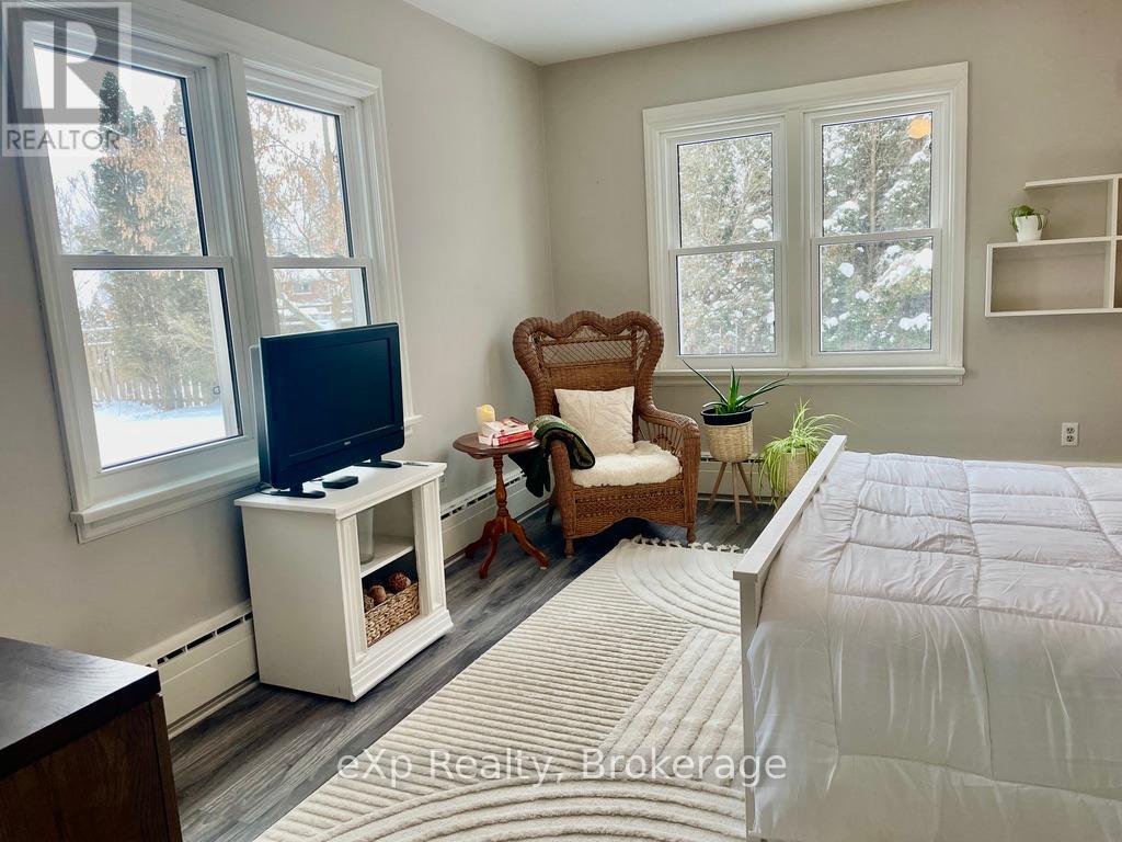 108 Hinks Street, Brockton, Ontario  N0G 2V0 - Photo 16 - X11880039