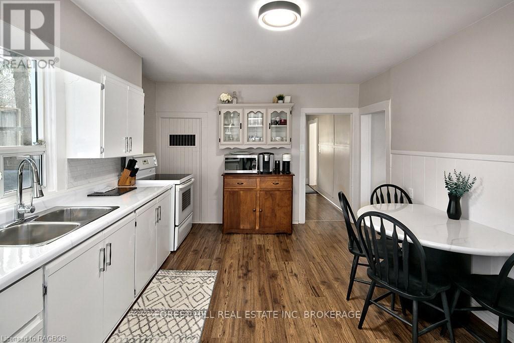 54 Mark Street W, Grey Highlands, Ontario  N0C 1H0 - Photo 10 - X11880041