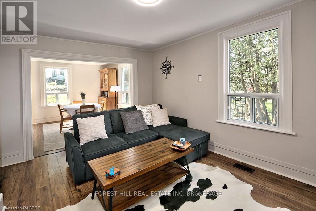 54 Mark Street W, Grey Highlands, Ontario  N0C 1H0 - Photo 8 - X11880041