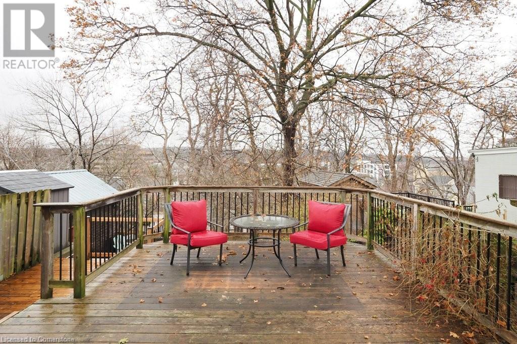 76 Wellington Street, Cambridge, Ontario  N1R 3Y7 - Photo 39 - 40684801