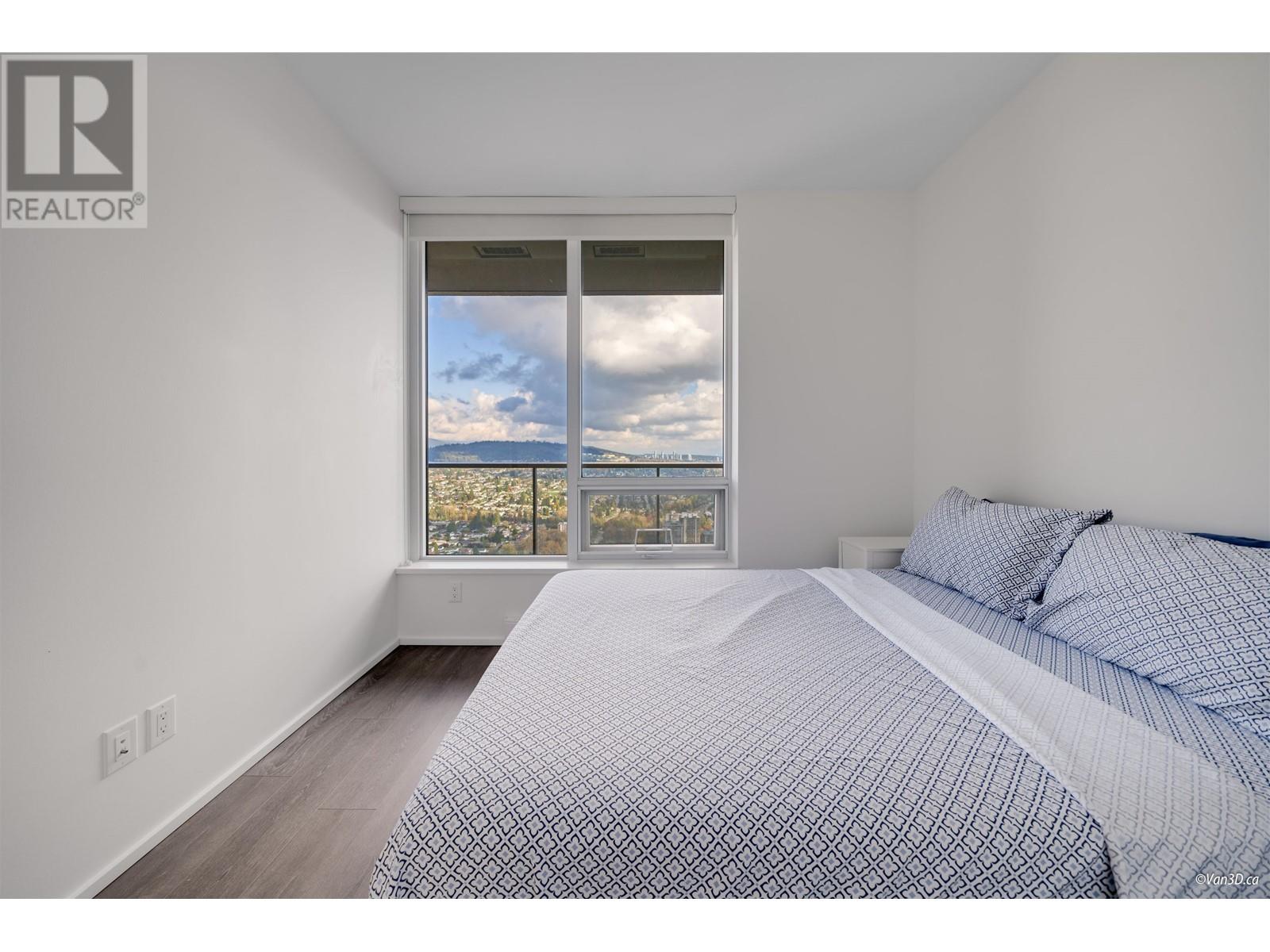 Listing Picture 10 of 25 : 4901 4650 BRENTWOOD BOULEVARD, Burnaby / 本拿比 - 魯藝地產 Yvonne Lu Group - MLS Medallion Club Member