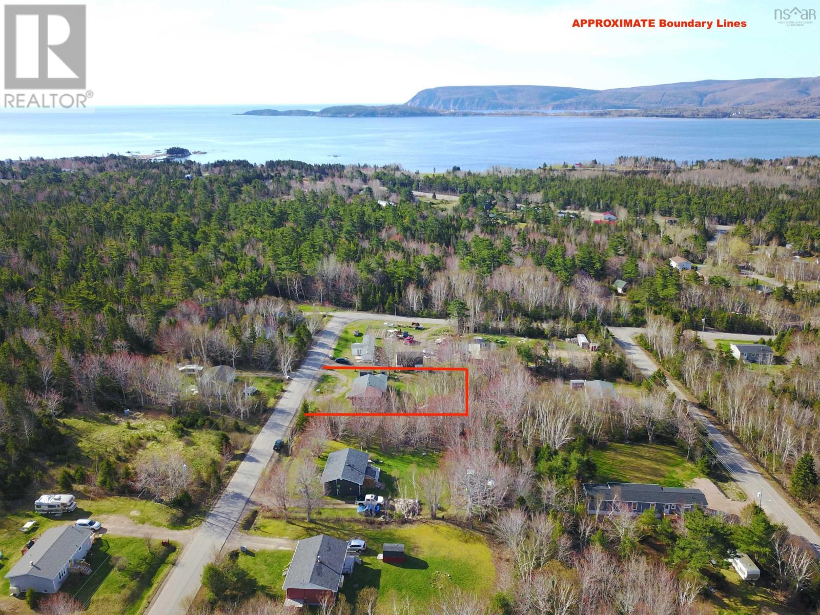 53 Maplewood Drive, Ingonish, Nova Scotia  B0C 1K0 - Photo 5 - 202427981