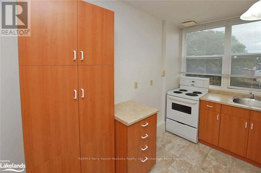 17-118 Isabella Street, Parry Sound, Ontario  P2A 1N1 - Photo 4 - X10437850