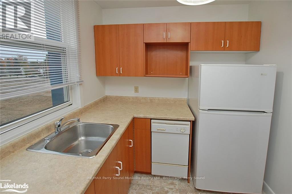 17-118 Isabella Street, Parry Sound, Ontario  P2A 1N1 - Photo 5 - X10437850