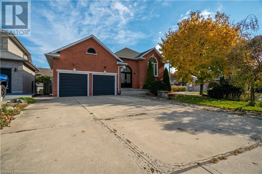102 Donnici Drive Unit# 2Hamilton, Ontario  L9B 2K3 - Photo 1 - 40684933