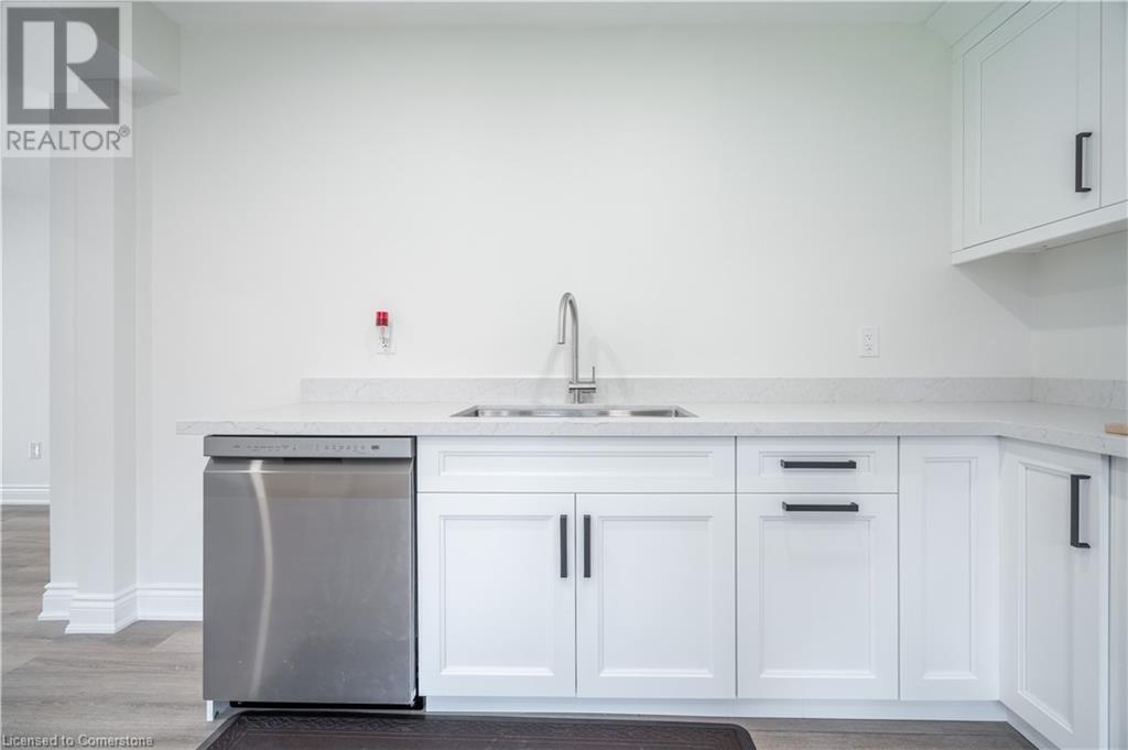 102 Donnici Drive Unit# 2Hamilton, Ontario  L9B 2K3 - Photo 13 - 40684933