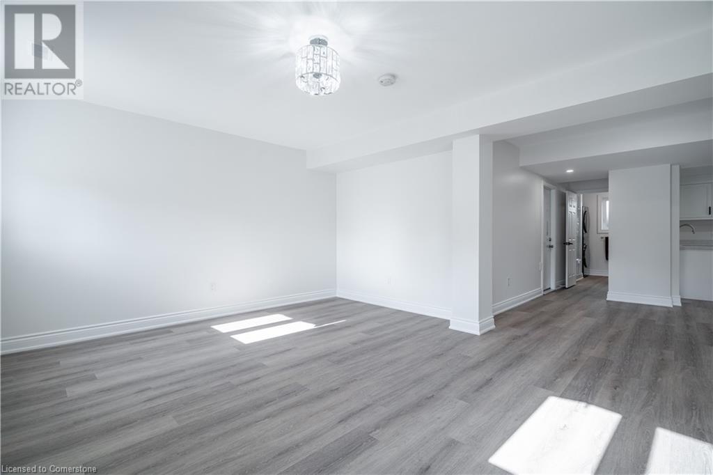 102 Donnici Drive Unit# 2Hamilton, Ontario  L9B 2K3 - Photo 16 - 40684933