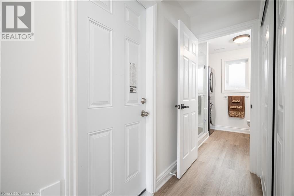 102 Donnici Drive Unit# 2Hamilton, Ontario  L9B 2K3 - Photo 24 - 40684933
