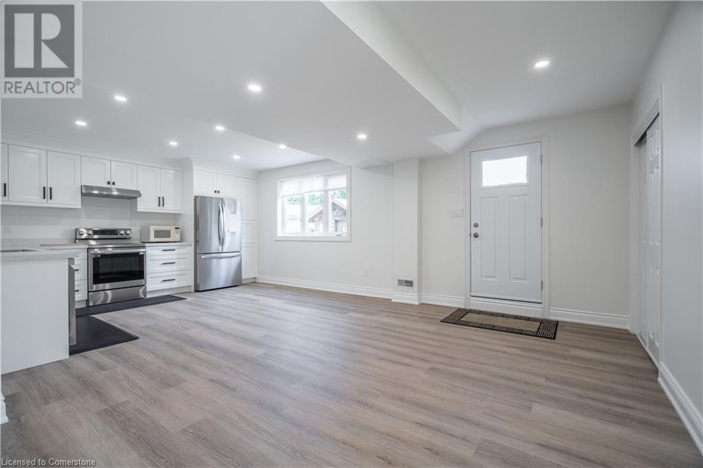 102 Donnici Drive Unit# 2Hamilton, Ontario  L9B 2K3 - Photo 6 - 40684933