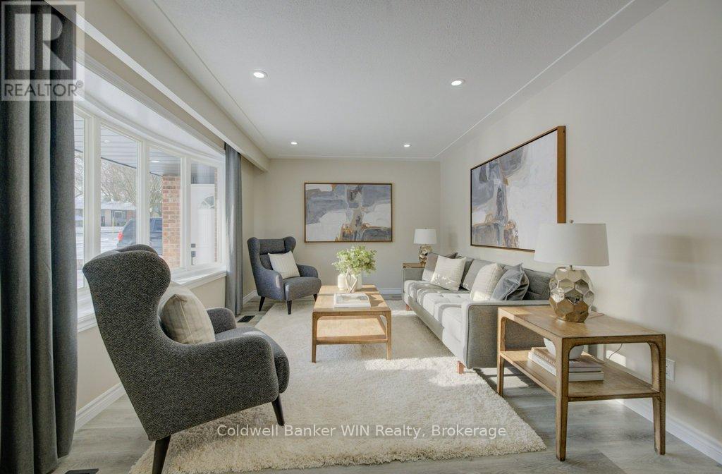 60 Gilmour Crescent, Kitchener, Ontario  N2M 4N4 - Photo 3 - X11891587