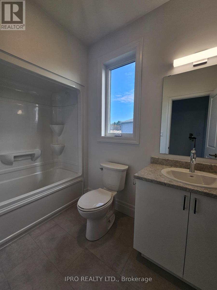 17 Beasley Crescent, Prince Edward County, Ontario  K0K 2T0 - Photo 4 - X11891595