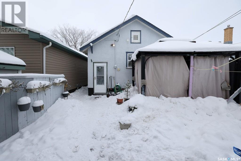 2077 Elliott Street, Regina, Saskatchewan  S4N 3G8 - Photo 25 - SK990568