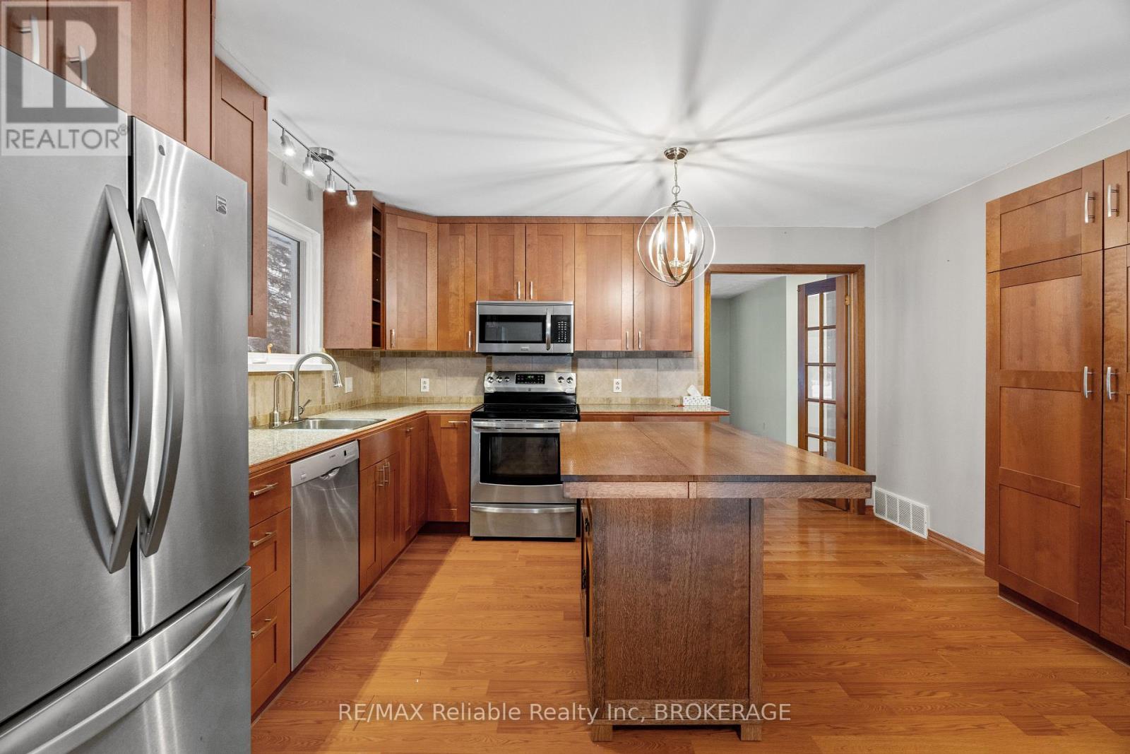13 Park Road, Central Huron, Ontario  N7A 3X8 - Photo 13 - X10780408