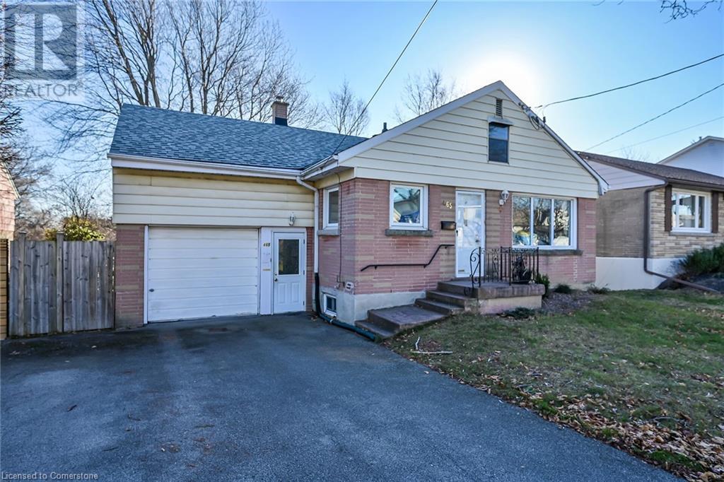 465 East 36th Street, Hamilton, Ontario  L8V 4A4 - Photo 2 - 40685040