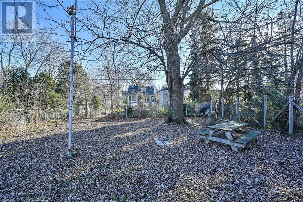 465 East 36th Street, Hamilton, Ontario  L8V 4A4 - Photo 35 - 40685040