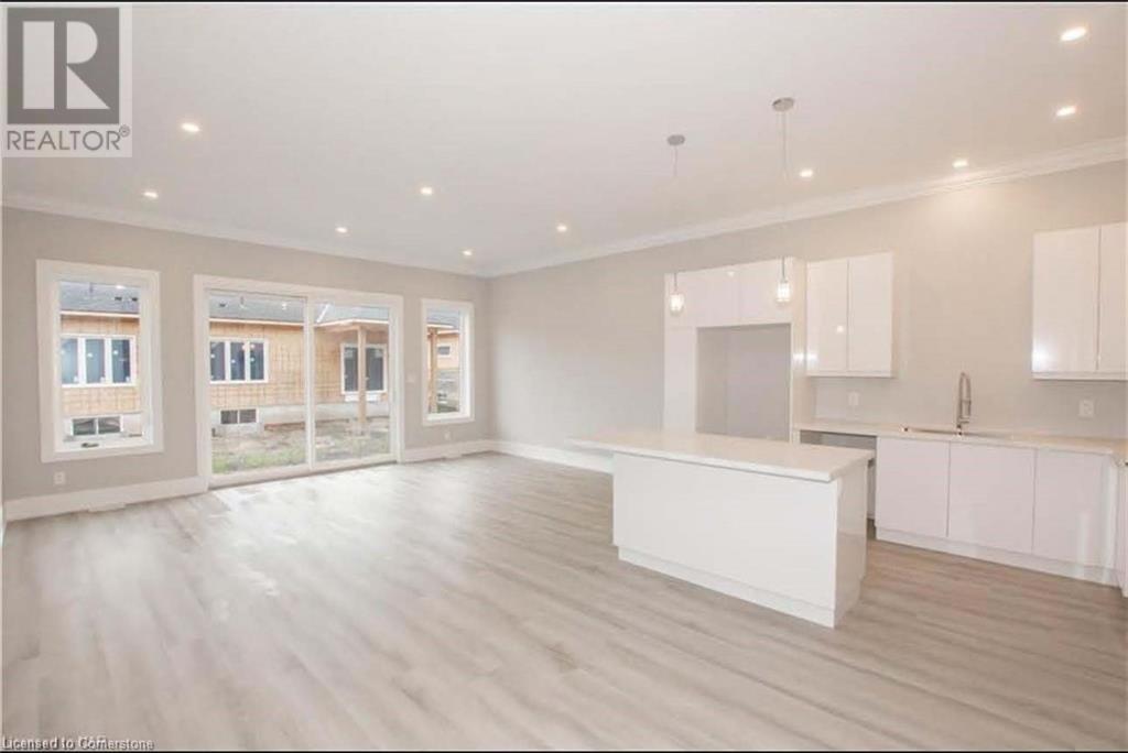 1060 Hansler Road, Welland, Ontario  L3C 7H7 - Photo 4 - 40684975